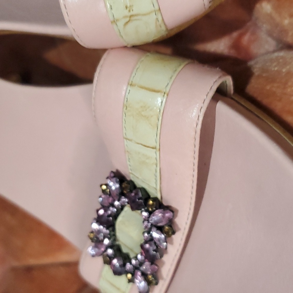 Hilary Radley Pastel Pink & Tan Jeweled Mule Sandal with gold kitten heal size8 - Picture 4 of 11